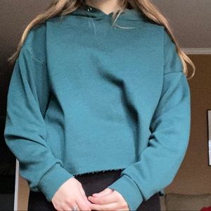 cropped hoodie